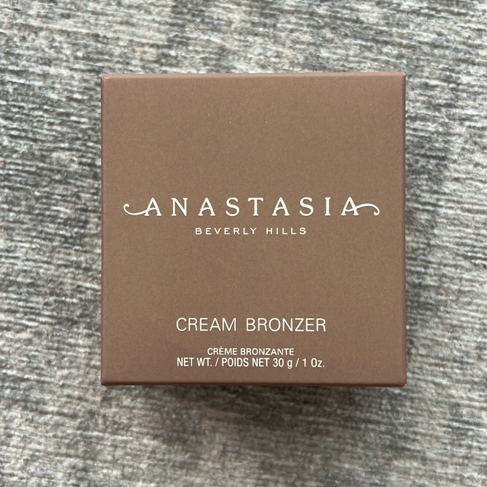 Anastasia Beverly Hills Cream Bronzer